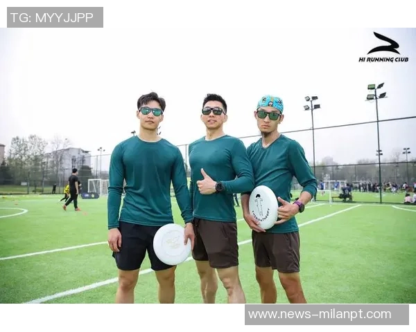 实时新闻深圳飞盘队与重庆飞盘队赛后复盘分析个人能力对比与表现总结